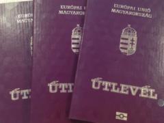 Угорщина офіційно видає свої паспорти громадянам України