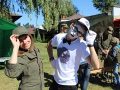 In the Dnieper the guardsmen made friends with orphans