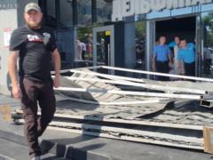 Хроніки одеських пляжів: знесений паркан і сутички біля одеського дельфінарію