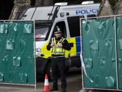 London was panic-stricken: the police found a man and a woman unconscious