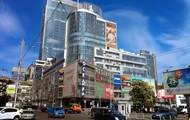 In Kiev, put up for sale a large shopping center