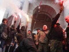 The doors were broken and the windows were smashed: in Ukraine, the nationalists seized an Orthodox church