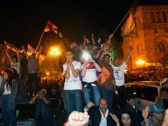 Армению снова охватили волнения