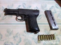 Near Poltava, two men with pitchforks attacked police