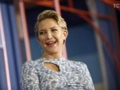 39-year-old Kate Hudson first showed a newborn daughter