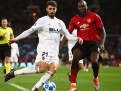 Mancini summoned two more defenders to the match against Ukraine