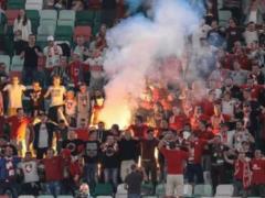 In Belarus, banned chants  Hto nya leaping, that Maskall 
