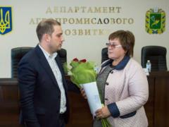 Mother of pilot-hero Dmitry Shkarbun received land near Chuguev