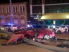 An accident in Kiev:  Mercedes  tore on the bump stop, two people died