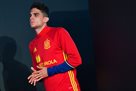 Bartra: Enrique instills Barcelona team concept in Spain