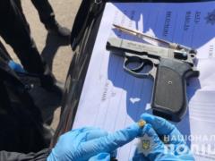 At the checkpoint near Kharkov, the police revealed the unregistered weapon of a resident of Donbass