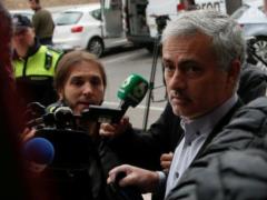Моуринью накажут за оскорбительные слова после матча АПЛ