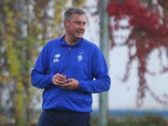 Khatskevich: Tried Bueno as a forward, but this is not the player for this position