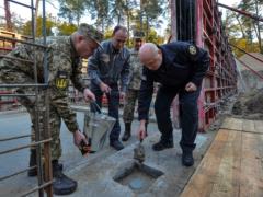 Поліція патрулює 15 населених пунктів, які потрапили в зону ураження в Чернігівській області