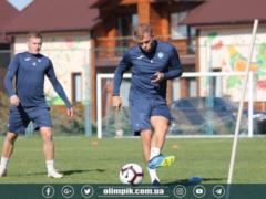 Фанаты  Олимпика  обозвали своего игрока  сепаром  после матча УПЛ