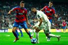 Benzema repeated the achievement of Messi and Raul, scoring in the 14th season of the Champions League