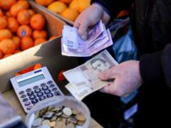 Sociologists: the seizure of Ukraine Russia worries Ukrainians much less than their own welfare