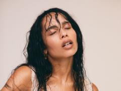 Nude Zoe Kravitz 30 years later recreated a photo session of the mother and admitted that she was engaged