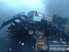 В результаті ДТП на Тернопільщині автомобіль перетворився на купу металу