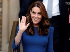 Elegant Kate Middleton visited the museum alone, where she read the letters of her dead relatives