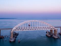 On the way of Ukraine to NATO got the Crimean bridge