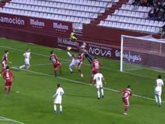 The spectacular goal Zozulya in the fall through himself in the review of the match Albacete - Gymnastics (2: 0)