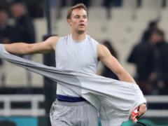 Neuer: It s a little weird that the game turns upside down like that