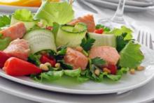Exclude from the diet: doctors called the main danger of mushrooms