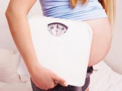 Pregnant women who think they are “eating for two” may gain too much weight