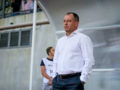 Coach  Dawn  condemned the expansion of the UPL to 16 teams