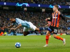 Penalty ghost. The judge appointed a ridiculous penalty against Shakhtar in the Champions League