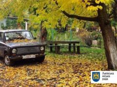 Во Львове начинают эвакуировать покинутые автомобили