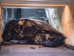 In Kiev,  Mazda  flew into the underpass