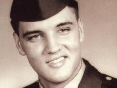 Trump posthumously awarded Elvis Presley