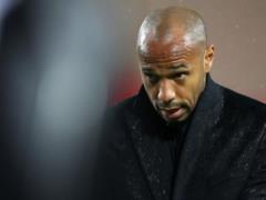Henri: We lost two more players in the game with PSG, maybe I will get a medical license