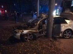 In Kiev, the bus pushed into the Lexus