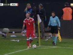 German fans showered the Russian national team on paper