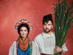  Shchirі  Senichkin and Barbir in luxurious national costumes joined the charity project