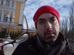 В МИД осудили нападение на канадского журналиста в Киеве