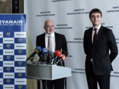 Омелян и менеджер Ryanair собирают пресс-конференцию