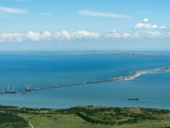 Do better brexit: the British wiped their nose with Azov