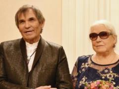Bari Alibasov married Lydia Fedoseyev-Shukshin