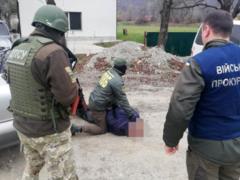 Death of a border guard does not stop smugglers: head of the village council detained on a bribe