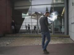 The number of smokers Ukrainians decreased