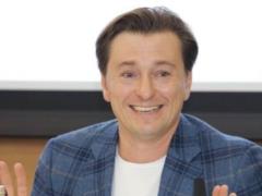 Actor Sergey Bezrukov once again became the father