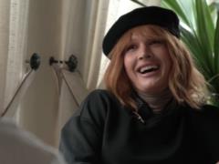 Zienja, a transgender singer, told about her first man