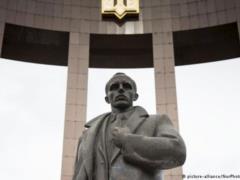 В Раде предлагают вернуть звание Героя Украины Степану Бандере