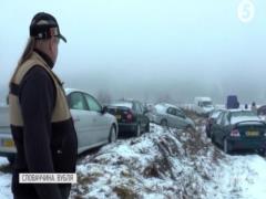Кладбище  евроблях : Украинцы массово оставляют автомобили в словацком селе Вубля