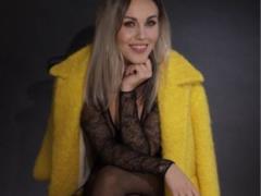 Новый этап: певица Alyosha прекратила сотрудничество с продюсером
