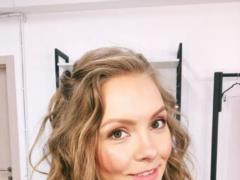 Шоптенко растрогала нежным фото с полугодовалым сынишкой, который тянется к  воздушной звезде 